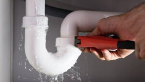 Cara Cek Pipa Air dan Tanda Pipa Air Mengalami Penyumbatan