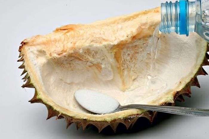 Mengungkap 5 Mitos Makan Durian: Apa Benar Minum Air Kulit Durian Berkhasiat?