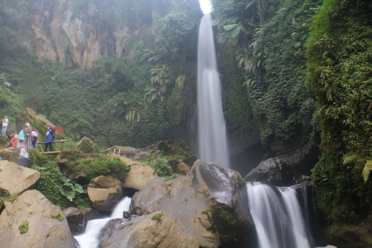 Rekomendasi Itinerary Sehari Keliling Air Terjun Hits di Malang