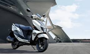 Suzuki Avenis 125 Terbaru Resmi Dirilis, Skutik Rp 17 Jutaan yang Stylish dan Irit