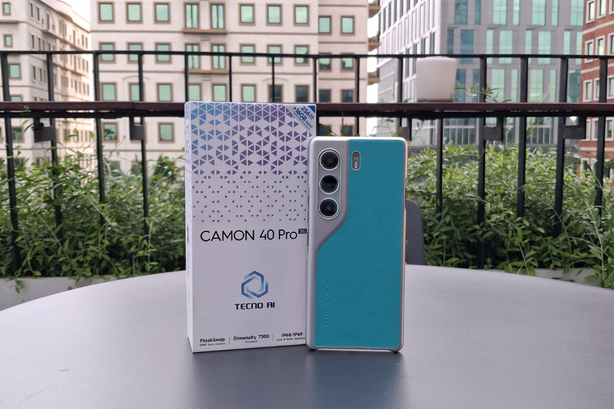 Unboxing Tecno Camon 40 Pro 5G, Smartphone Rp 3 Jutaan dengan Tombol Kamera Khusus