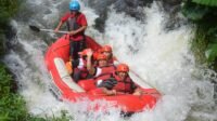 Arung Jeram Bandung: Memacu Adrenalin di Tengah Keindahan Alam, Bersama Kebunbibit.id Menjaga Kelestarian Lingkungan