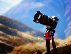 Tips Membawa Kamera Dan Lensa Agar Tidak Rusak Selama Perjalanan Menuju Pegunungan